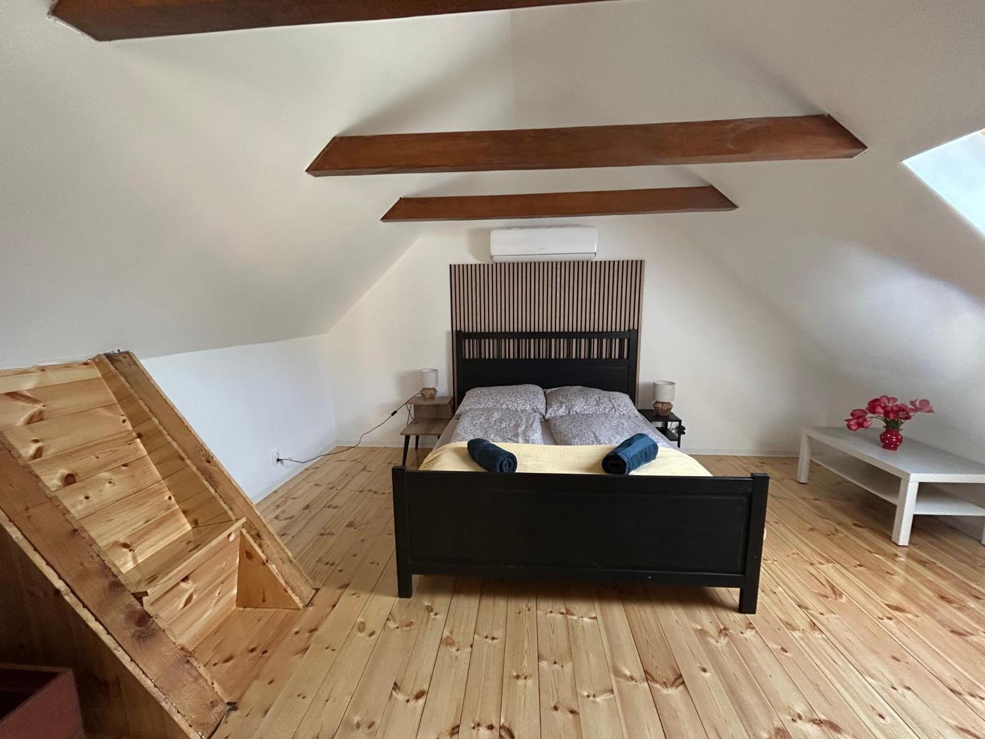 Harom Dio Vendeghaz Apartamento Nyim